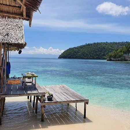 Nus Homestay Raja Ampat Kri Exterior foto